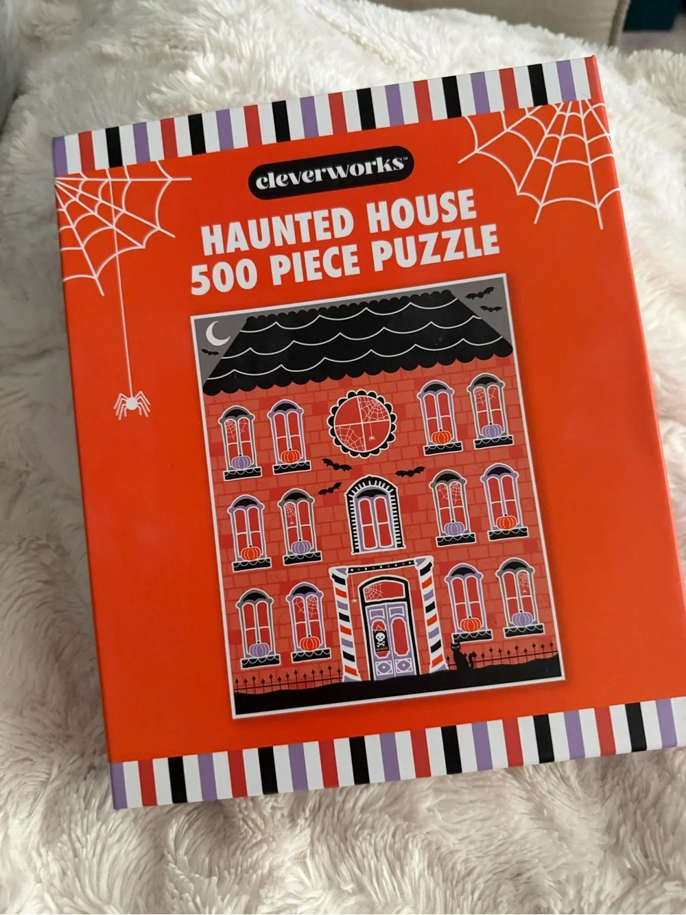 Haunted House 500-Piece Puzzle